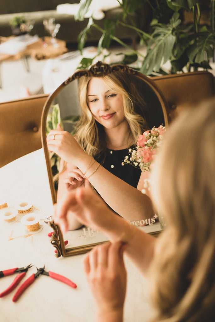 SAY HELLO TO THE PERFECT BUSINESS